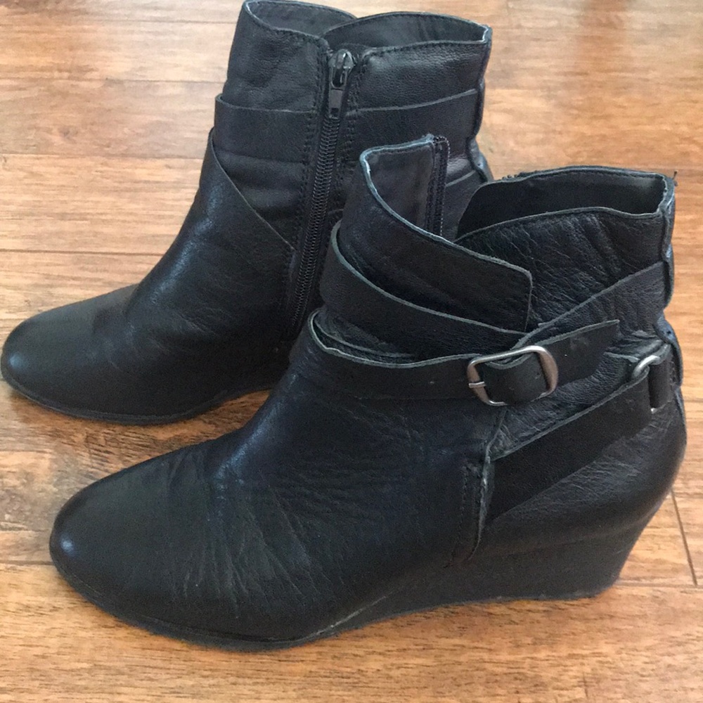 Lucky Brand wedge leather boots